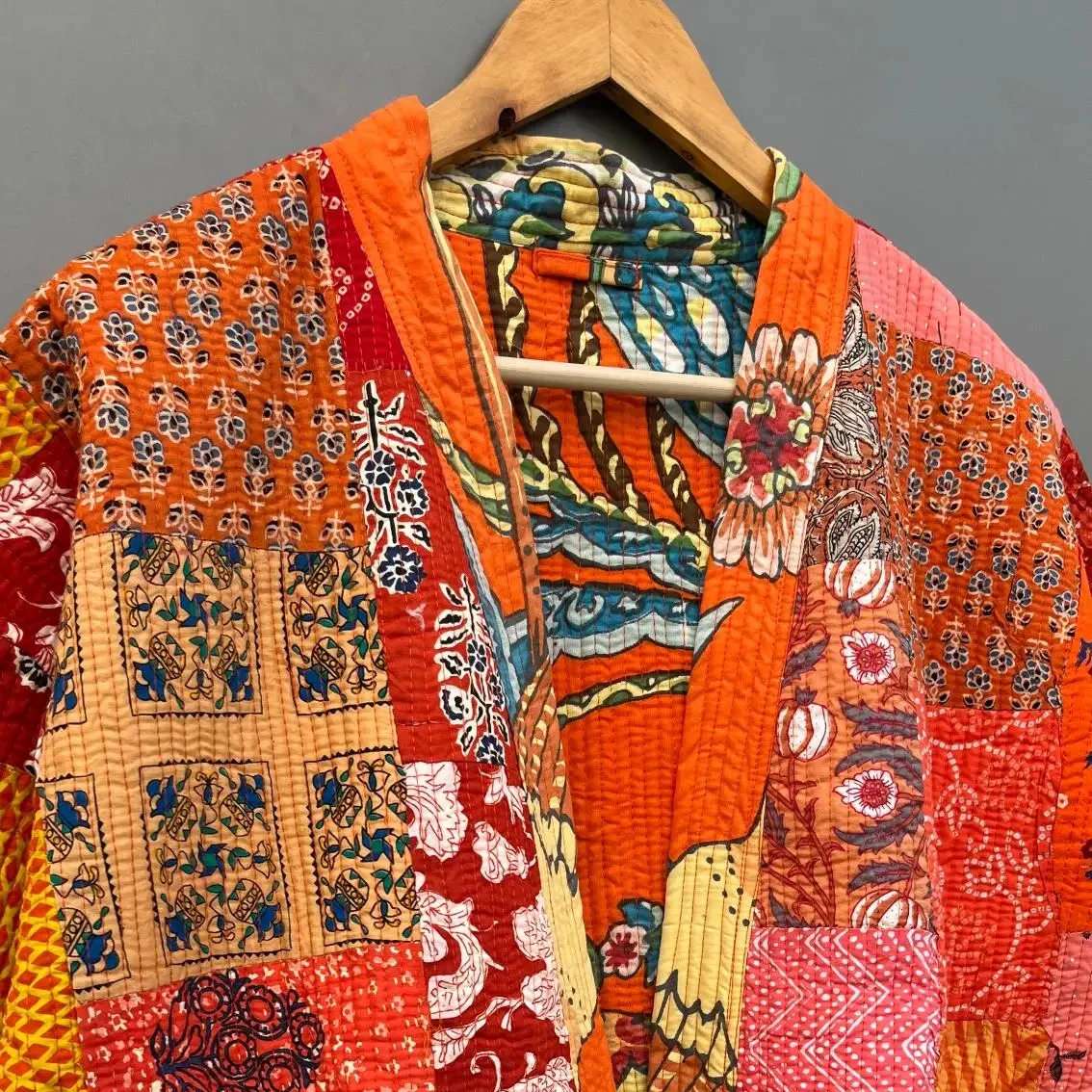Multicolor Silk Patchwork Handmade Kantha Jacket Unique Kantha Robe for Winter Indian Patchwork Kimono Jacket at Factory Price