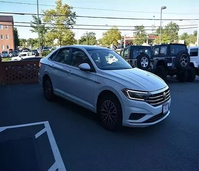2019 Volksvvagen Jettaa 1 4 T SEL 4dr Седан
