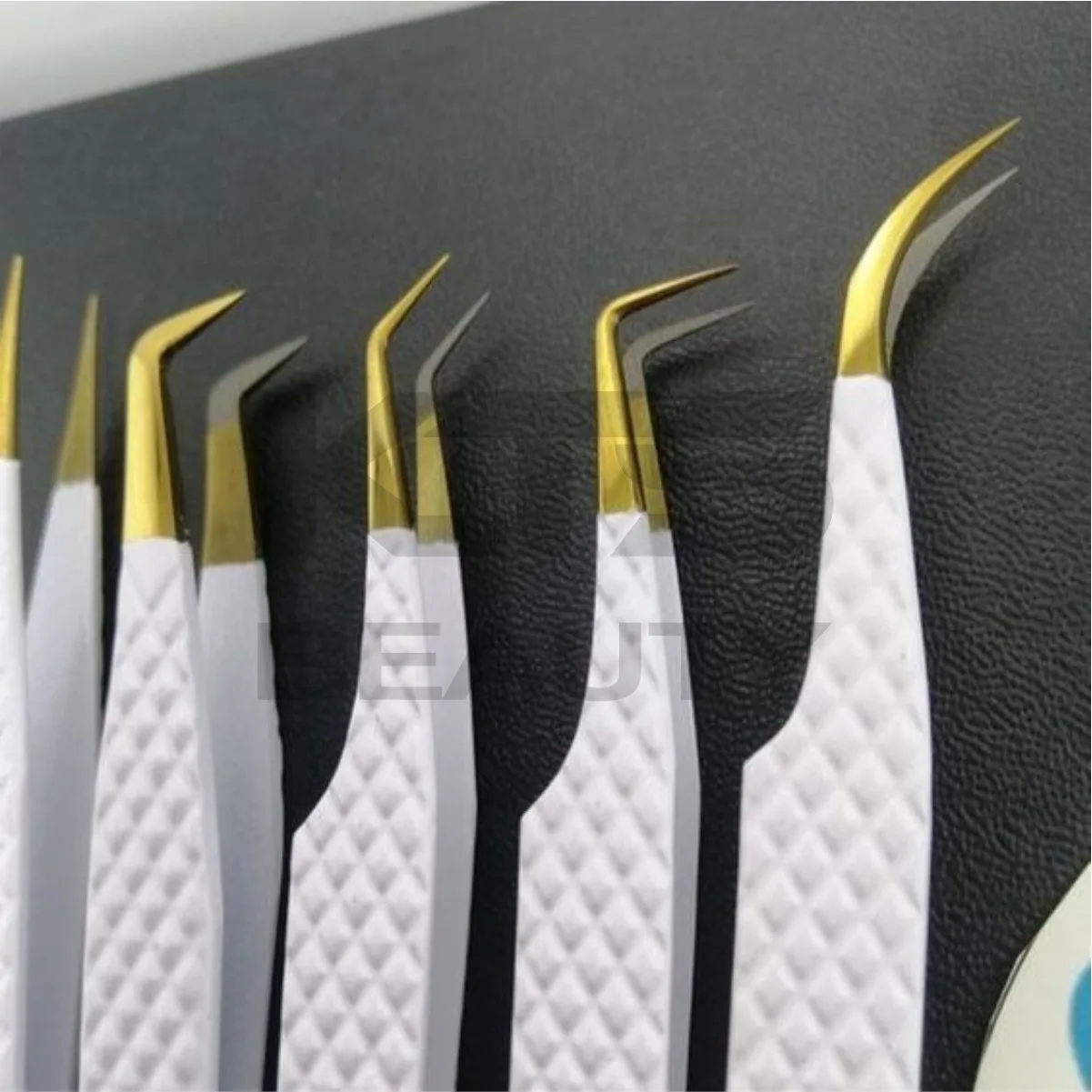 OEM Premium Beauty Stainless Steel Eyelash Tweezers Precision Tool for Flawless Lash Extensions and Eyelash Application in Salon