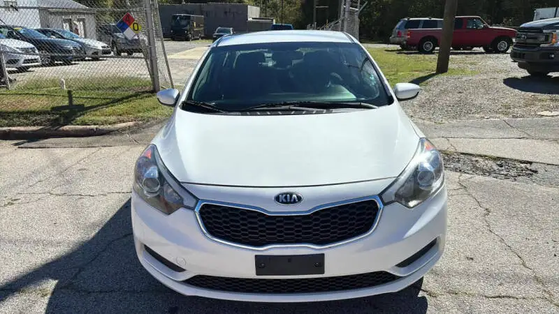2016 Kia Forte LX 4dr Sedan 6A Bluetooth легкосплавные диски большие оптовые цены подержанные дешевые автомобили для продажи