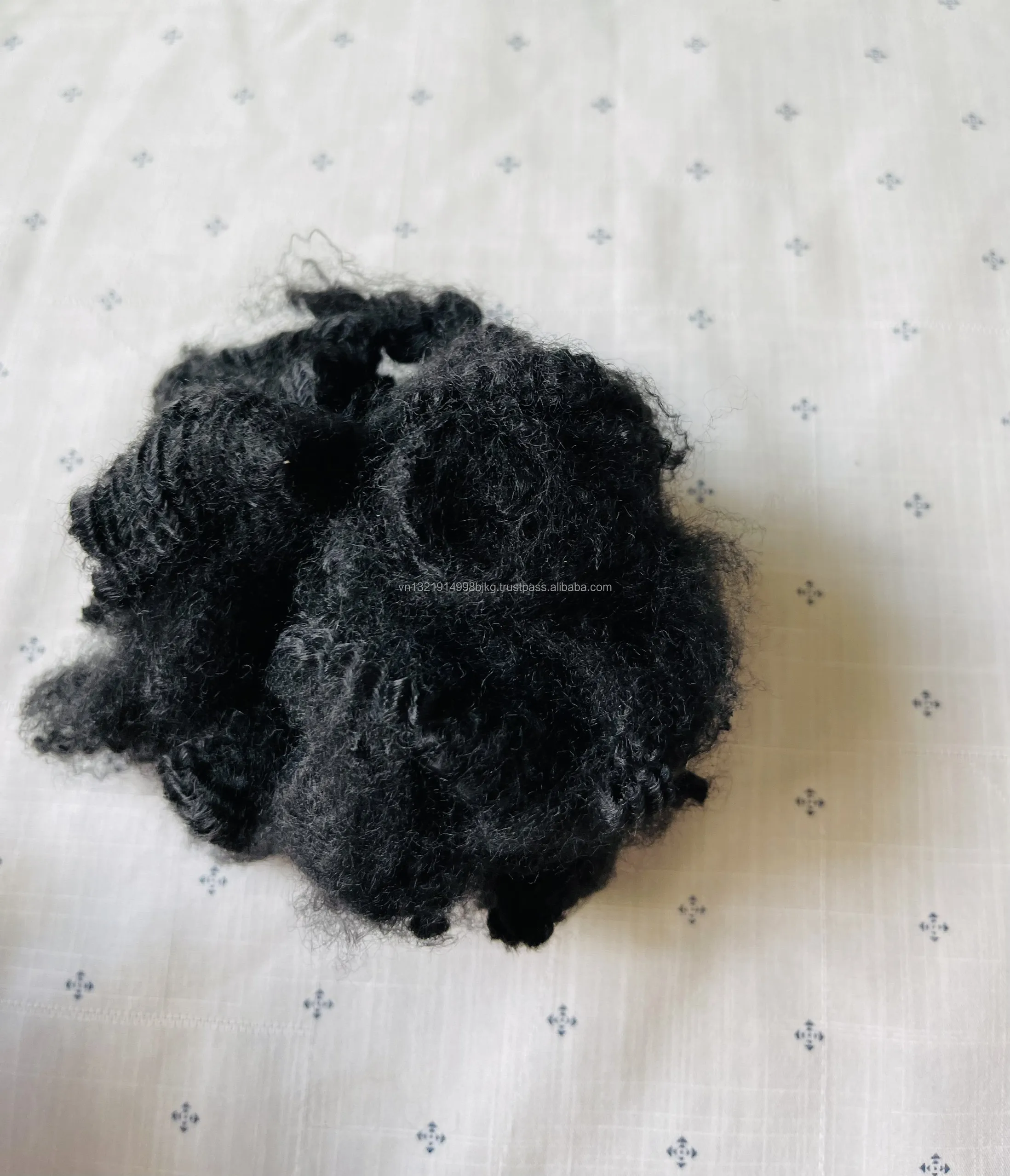 Biggest manufacturer of Solid Dry Black Recycled Fiber 6D*64mm SD 15D*64 SD for mattress material padding sheet