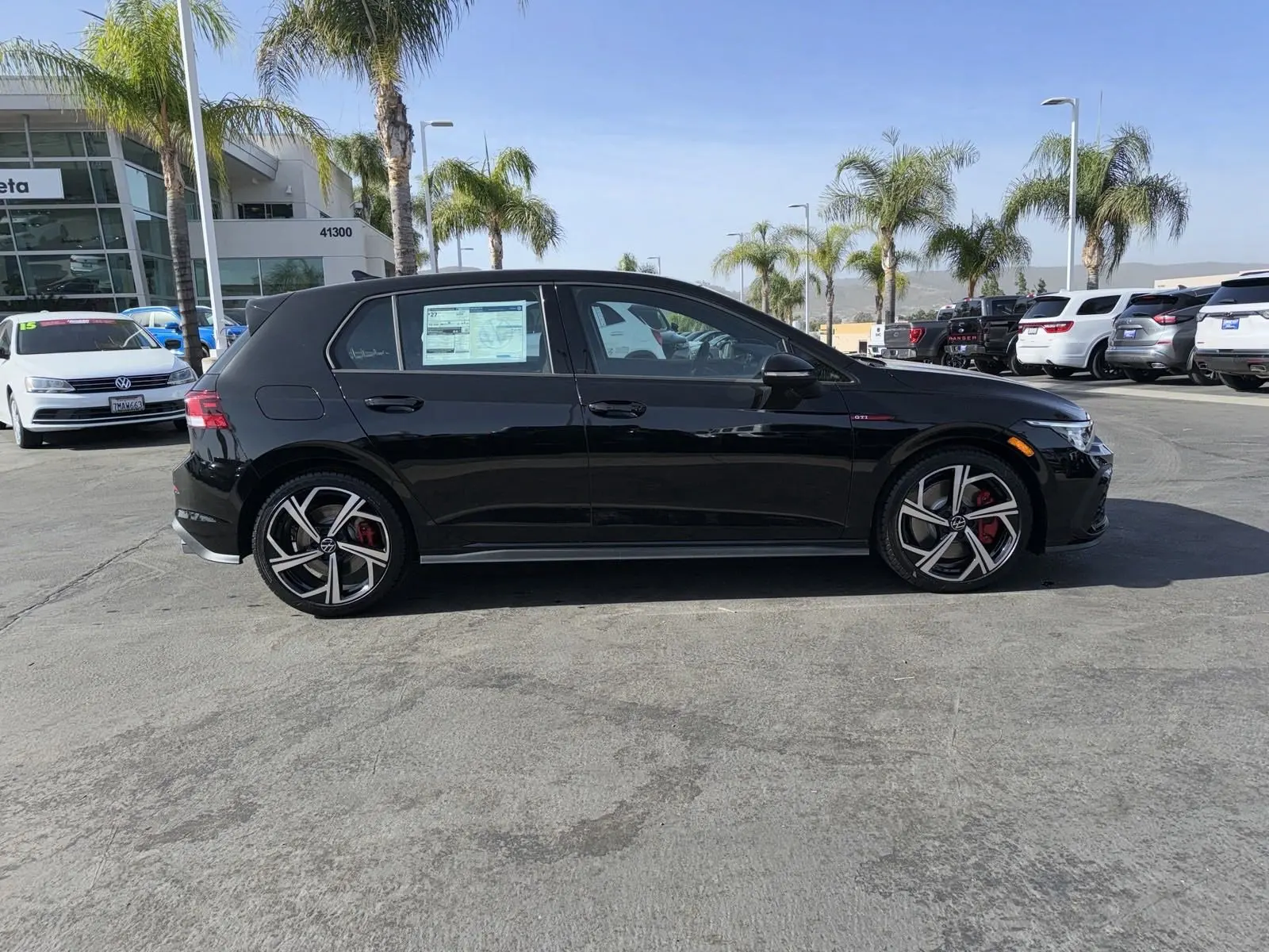 2024 Volkswagen Golf GTI SE