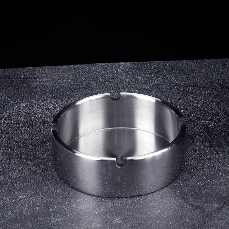 Оптовая продажа, стоячая металлическая серебряная круглая пепельница из нержавеющей стали, цветная пепельница с логотипом на заказ, для дома