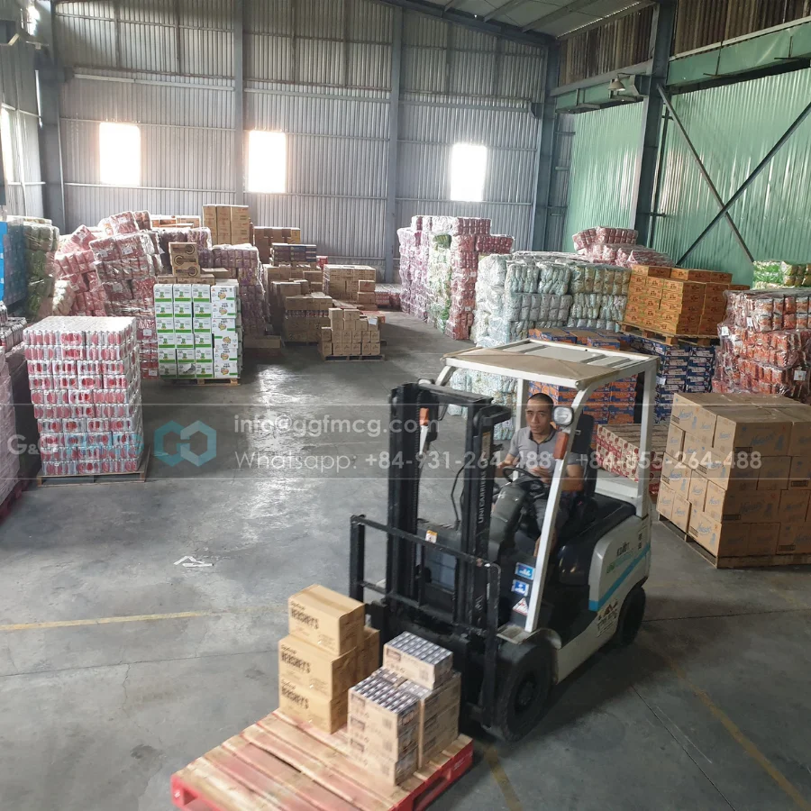 Distributor Smart Spray Floor Mop Cleaning With Spray Bottle Water Basic Luxury White & Grey Color Hight Quality Cheap Price