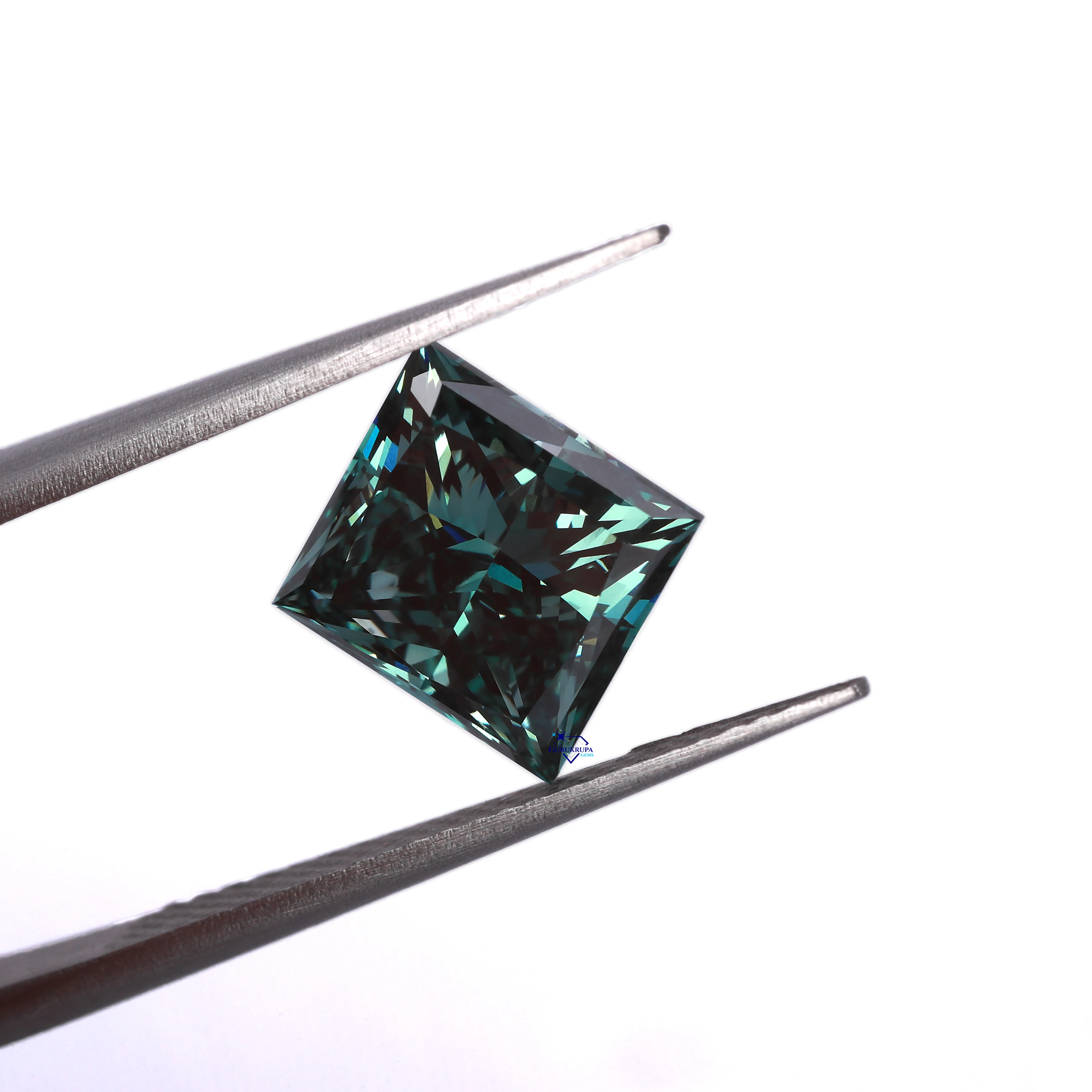 Exquisite solitaire diamond 4 CT princess shape green color lab grown diamond with enhanced vvs clarity diamond for jewelry