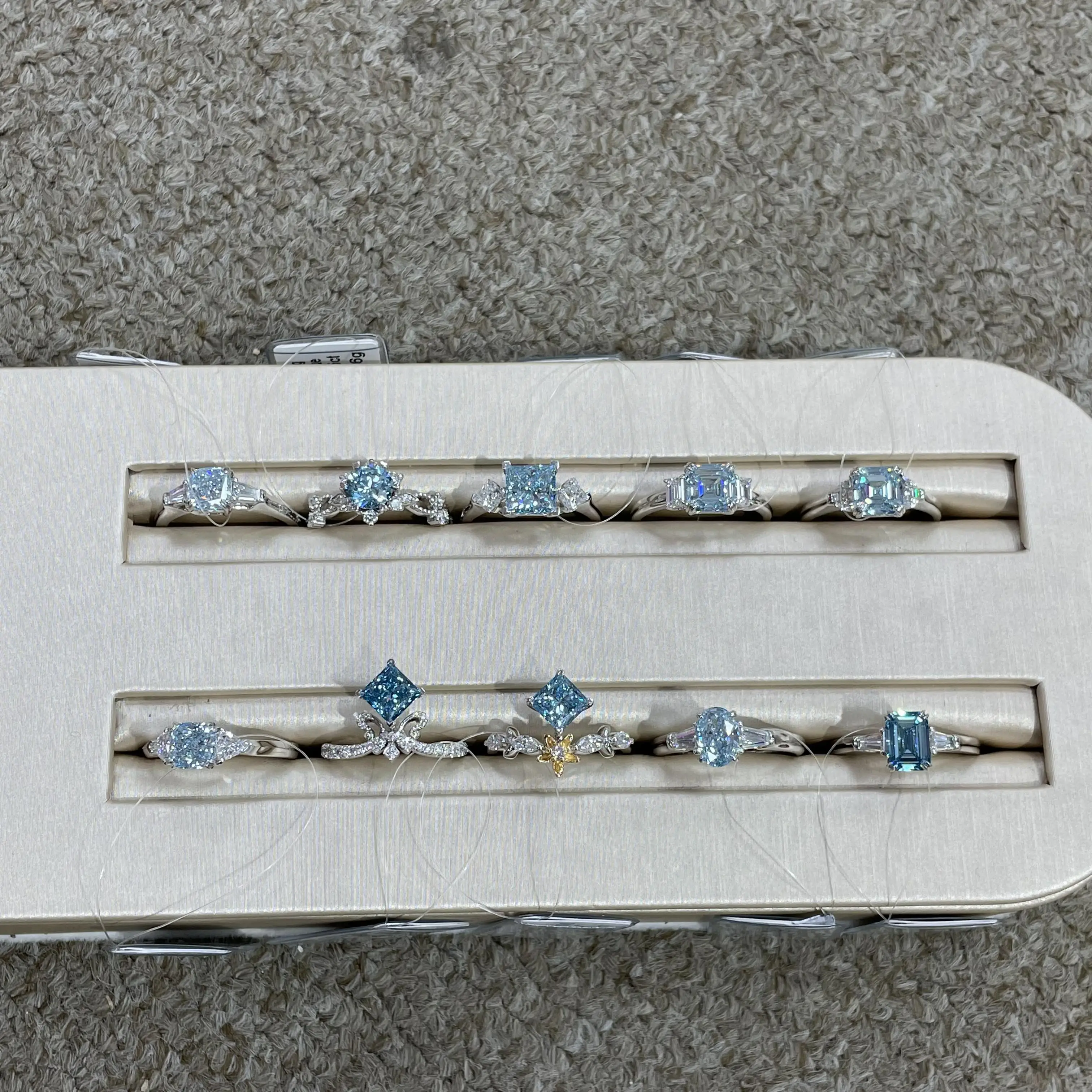 Lab Grown 1.7ct Blue Asscher Cut Synthetic Diamond Set In 18K White Gold Engagement Fashionable Women Ring