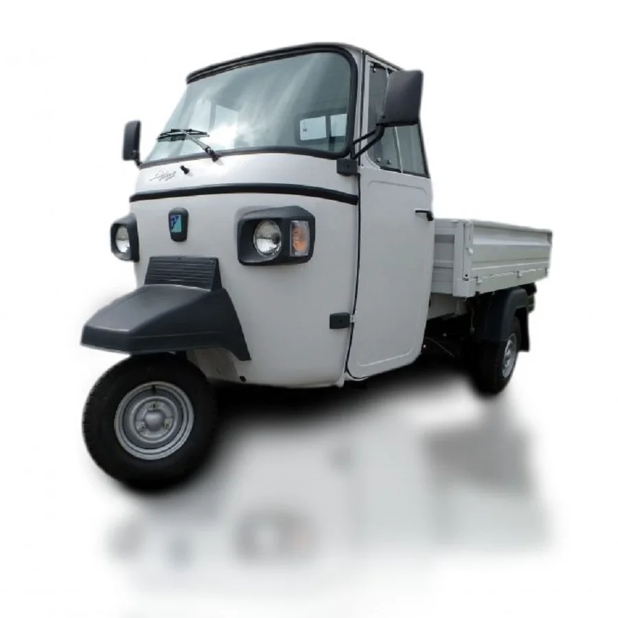 Ape Piaggio Electric Food Truck Tricycles Low Price in Stock Perfect for Mobile Cafe and Small Business for Sale