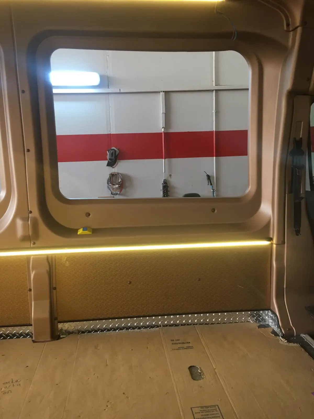 VKM-14 **TRANSIT HIGH GLASS INTERIOR SET** THERMOFORM ABS PLASTIC FOR COMMERCIAL VEHICLES, MOTORHOMES, MINIBUSES, COACHES, BUSES