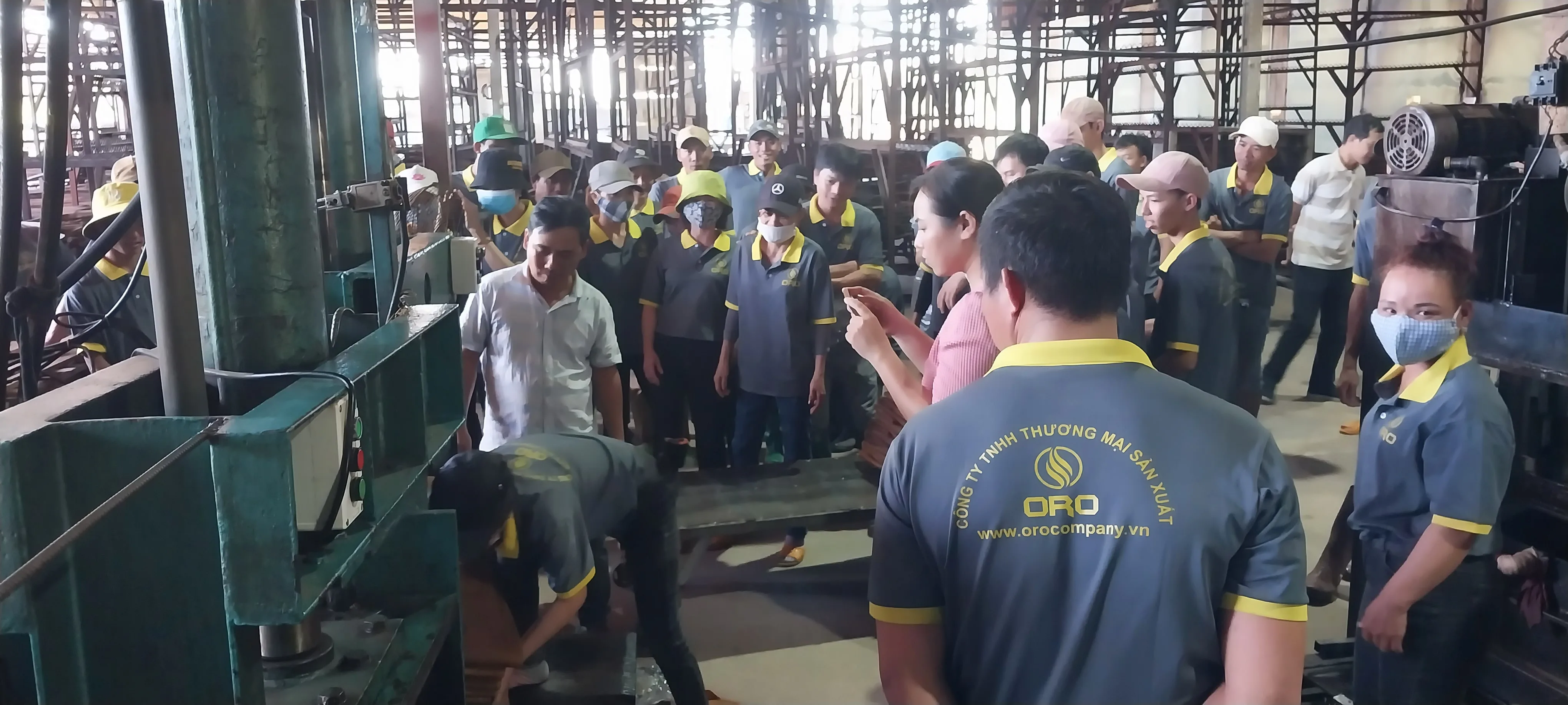 natural rubber material for tire cao su latex sheet silicon products and the large rubber or plastic factory smoked