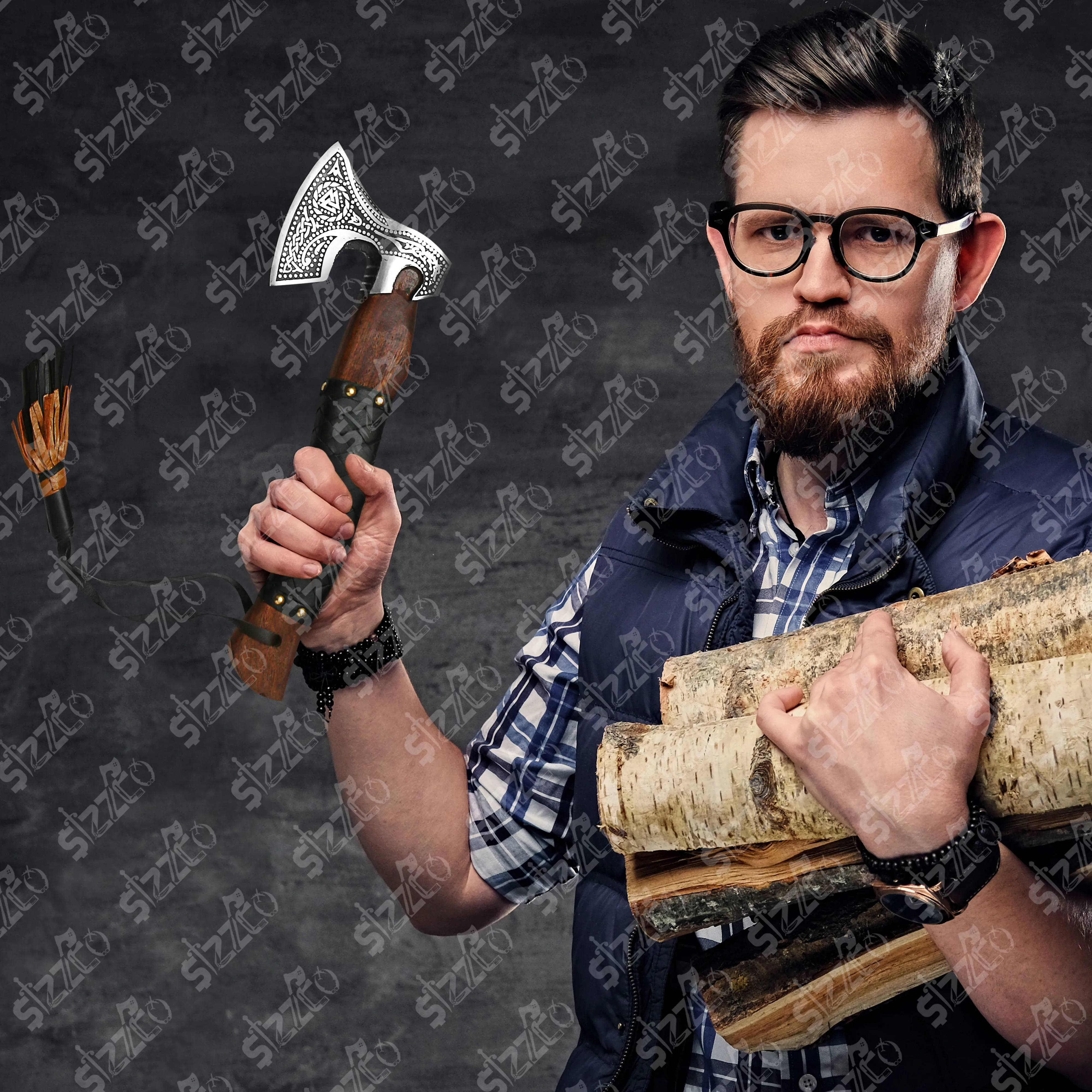 Custom Gift Forged Carbon Steel Viking Style Axe Bearded Axe Rose Wood Tomahawk Russian Hatchet Best Gift Premium Leather Sheath