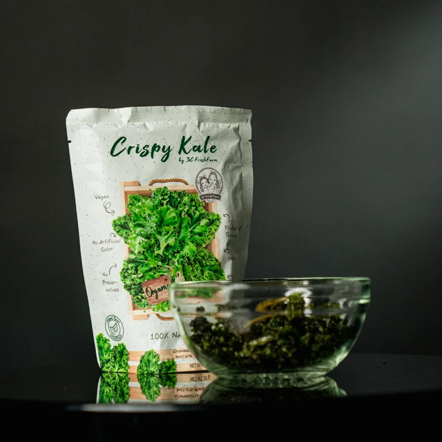 Ready to eat 100% Organic Premium Quality Crispy Kale Product of Thailand Vegetable Snack