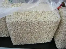 Vietnam Cashew Nuts Best Sales Season 2023 Whole Cashew Nuts Grade WW320 WW240 WW210 Made in Vietnam