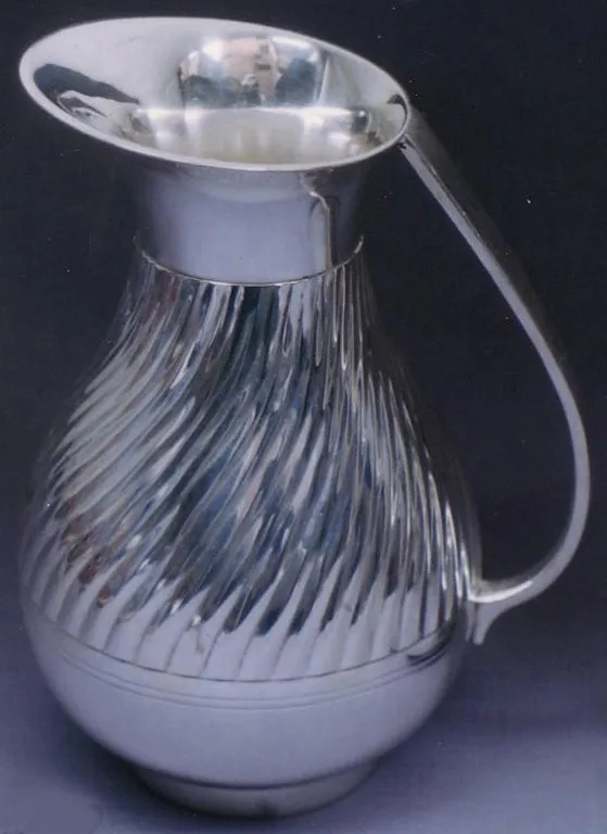 India Hammered water Jug with brass silver color design handle silver jug dinnerware use