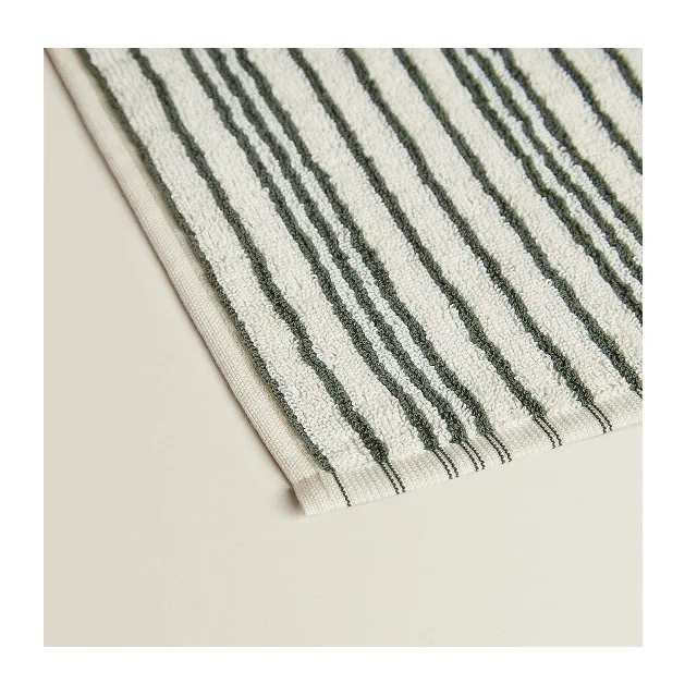 Top Ranked And Trendy Custom Size Striped Towels Available At Lowest Market Price Made On Customers Demand