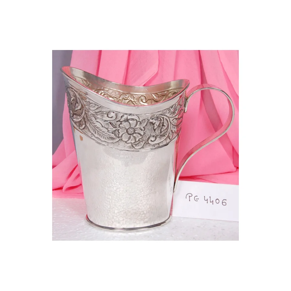 Luxury Style Popular Silver Plated Jug Kitchen Accessories Handmade Tabletop Pitchers For Dining Table