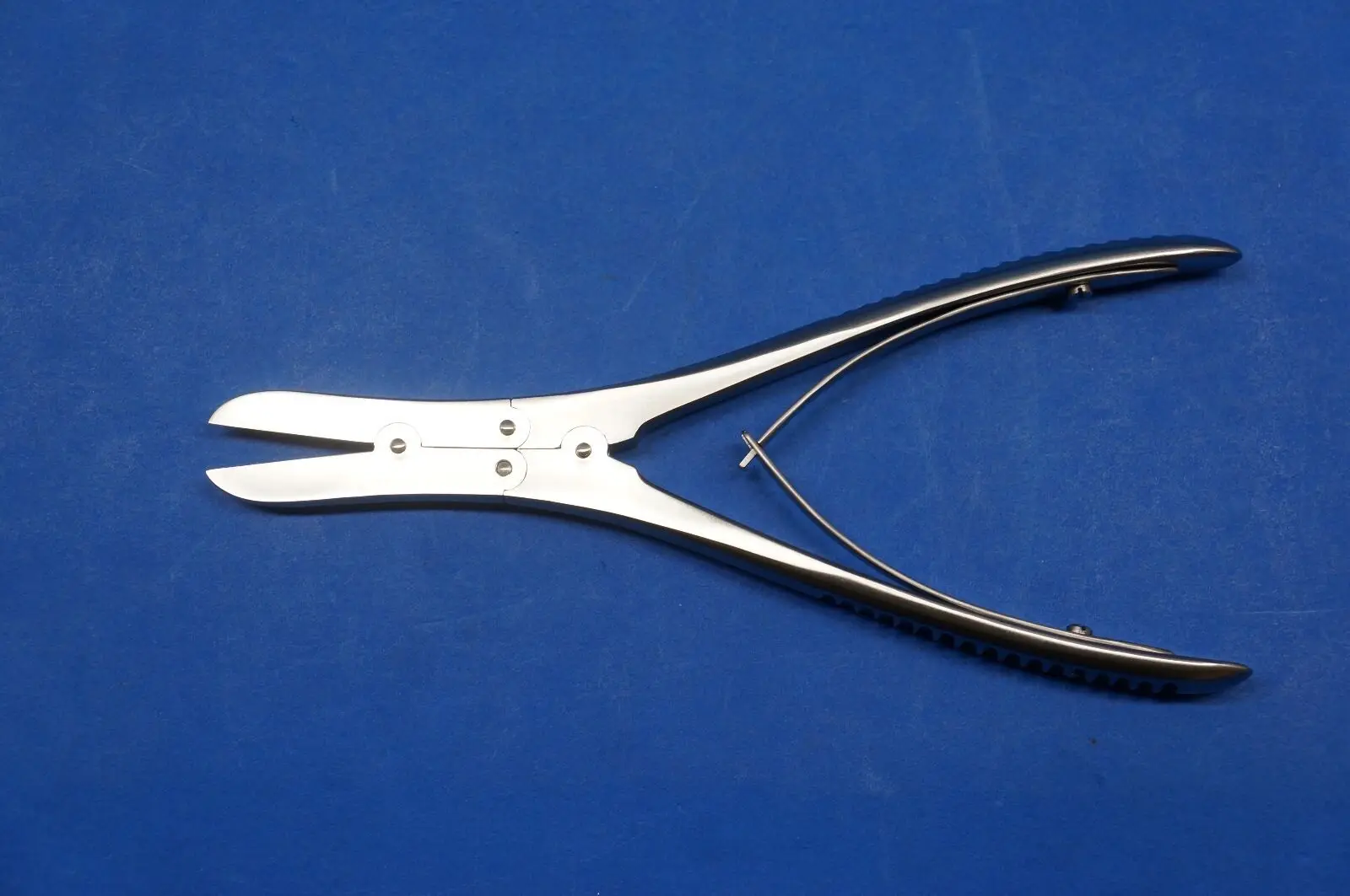 Liston Bone Cutting Forceps Orthopedic Ruskin Liston Bone Cutting Forceps Stainless Steel Ruskin Liston Bone Cutting Forceps