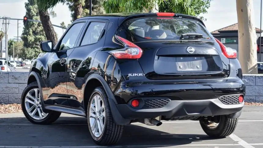 2015 Nissan JUKE.jpg
