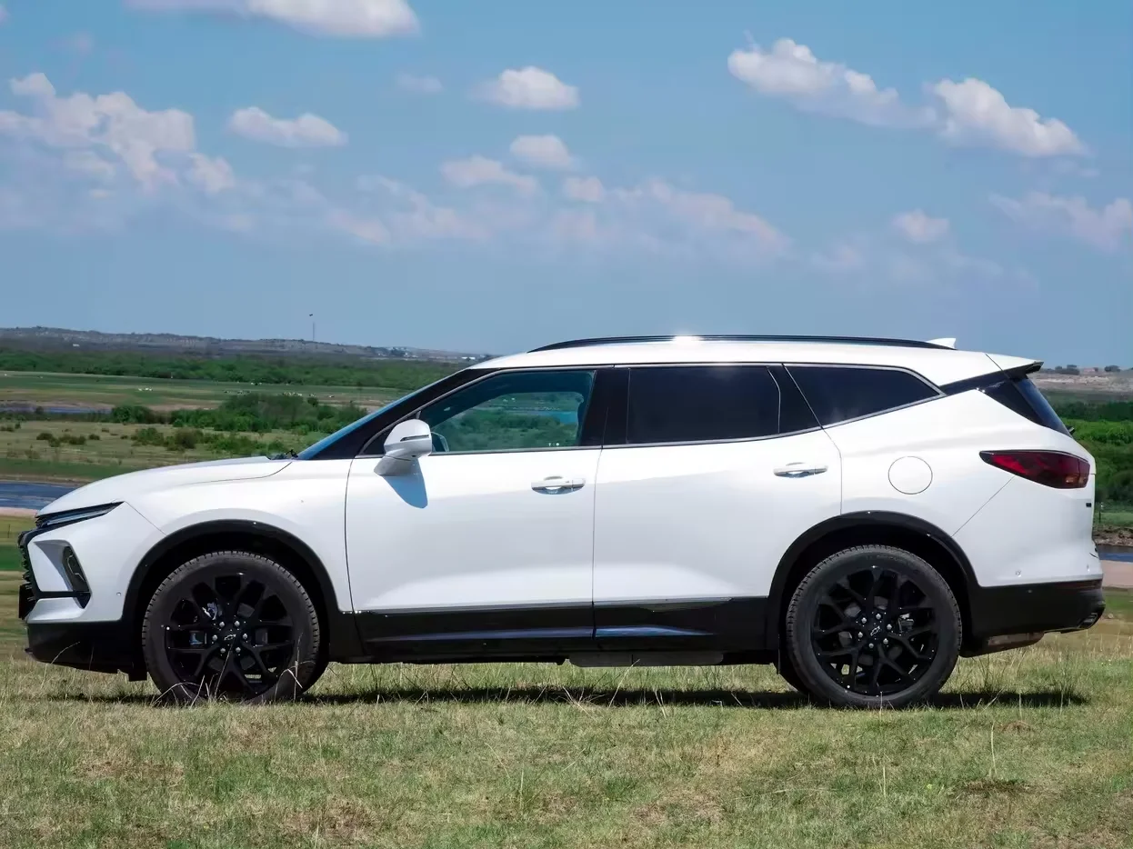 The Best-Selling Shanghai GM Chevrolet Trailblazer 2023 Mild Hybrid 605T RS Twin-Clutch 4WD Engine Version 2.0 Medium Large SUV