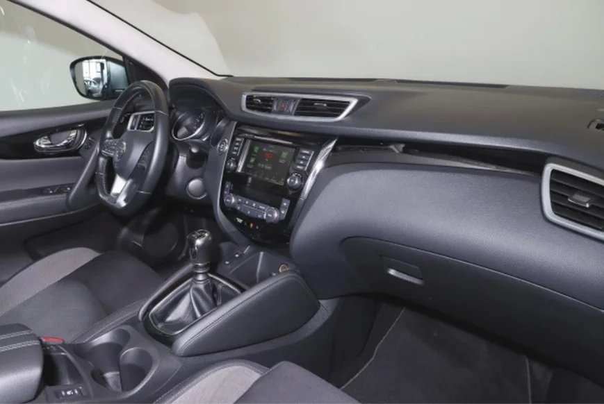 Nissan Qashqai 1.3 DIG-T N-CONNECTA 4x2