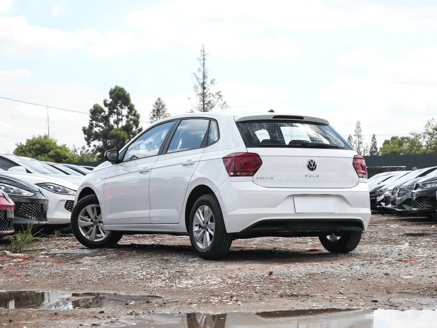 Подержанный 2023 V-olkswagen VW POLO PLUS 1 5 л Новый автомобиль бензин 0 км импортный семейный