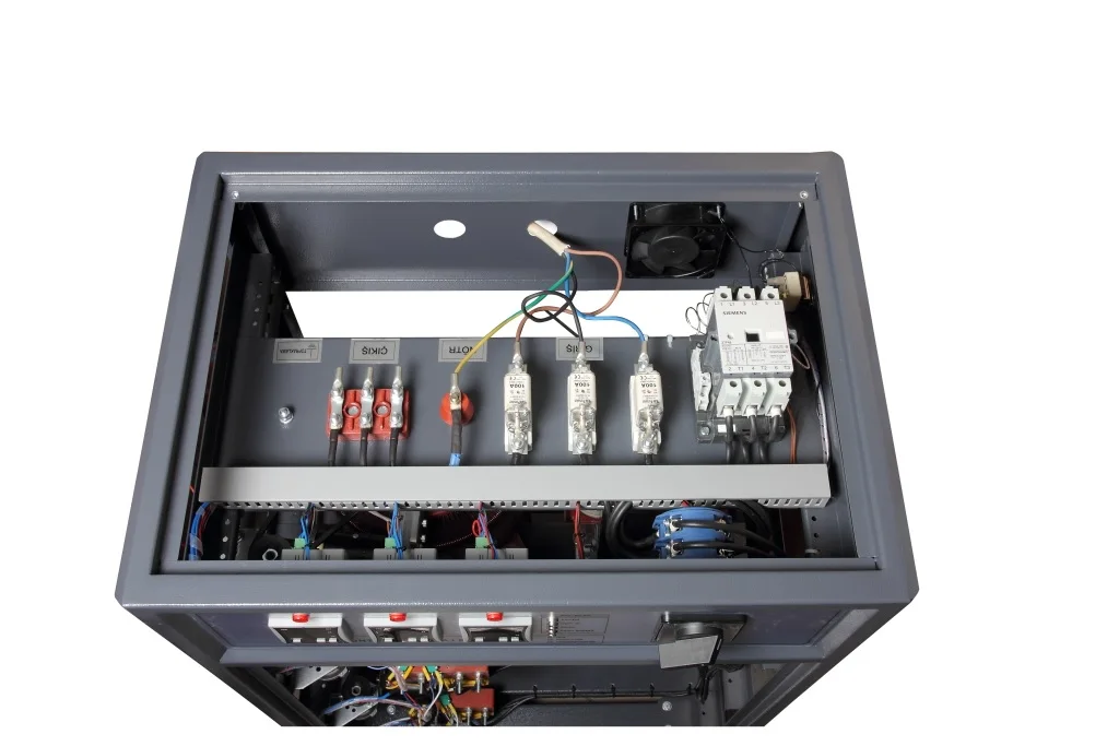 3 Phase Servo Motor 10,5 KVA Voltage Regulator Stabilizer 275-435 V/380 V Aluminium and Copper with protection Unit Best Quality