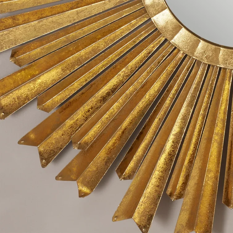 Golden Morden Stylish  Metal Wall Mount For Living Room Decor Round Wall Mirror Decorative Wall decor