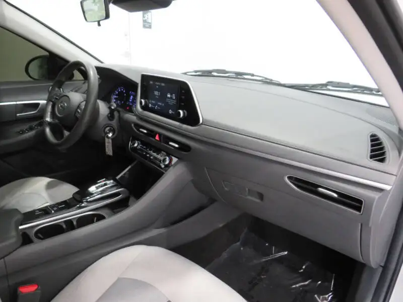 2021 Hyundaiii Sonataa SE 4dr Седан для сидения 5 пассажиров материалы интерьера Тканевая Обивка передних сидений 6-сторонняя б/у Carz продажи
