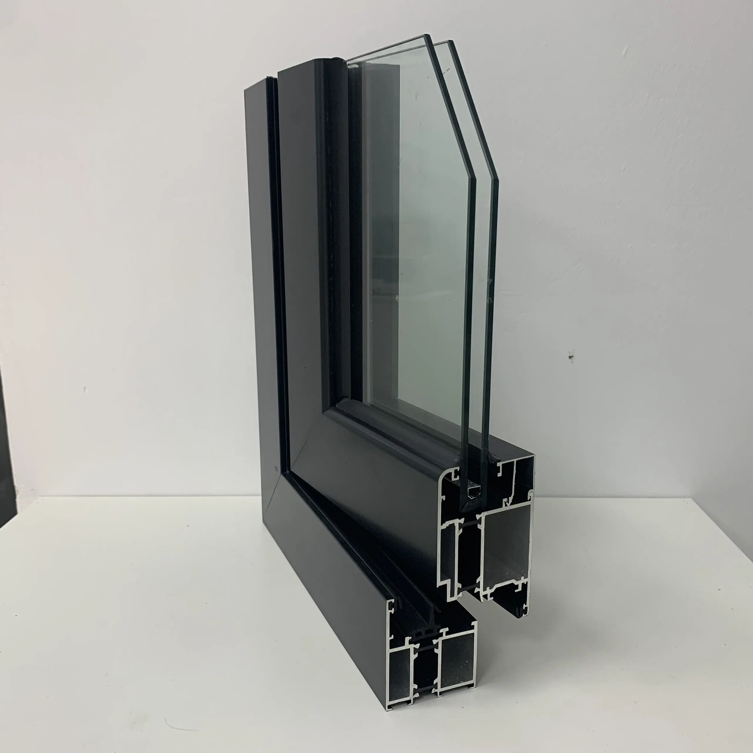 High quality thermal- bridge aluminum awning window made in Vietnam factory price low-e double glasses