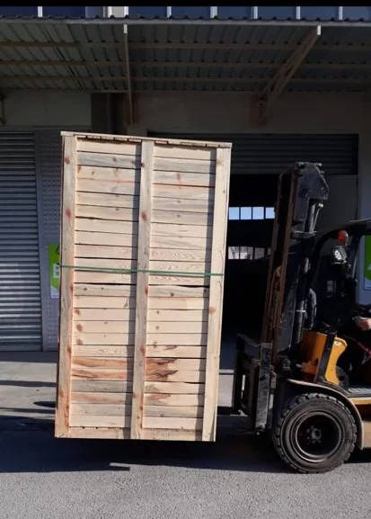 Smart Reverse Vending Machine for Recycling Glass Bottle  Plastic and Can with Sorting and Pressing Recycling Vending Machine