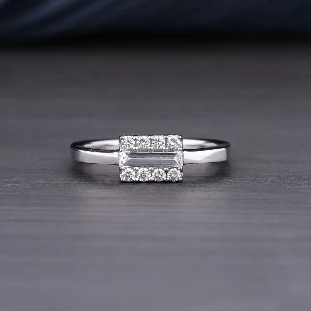 Personal Customized Jewelry 18K 0.61CT IGI GIA Lab Diamond Baguette Ring wedding diamond and engagement ring for women jewelry