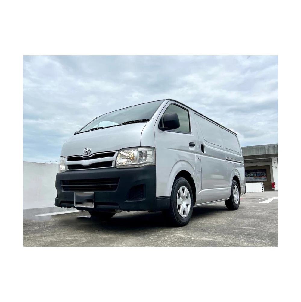 Manufacture Price Diesel And Gasoline Toyota Hiace Model 17 Seats Mini Bus For Sale
