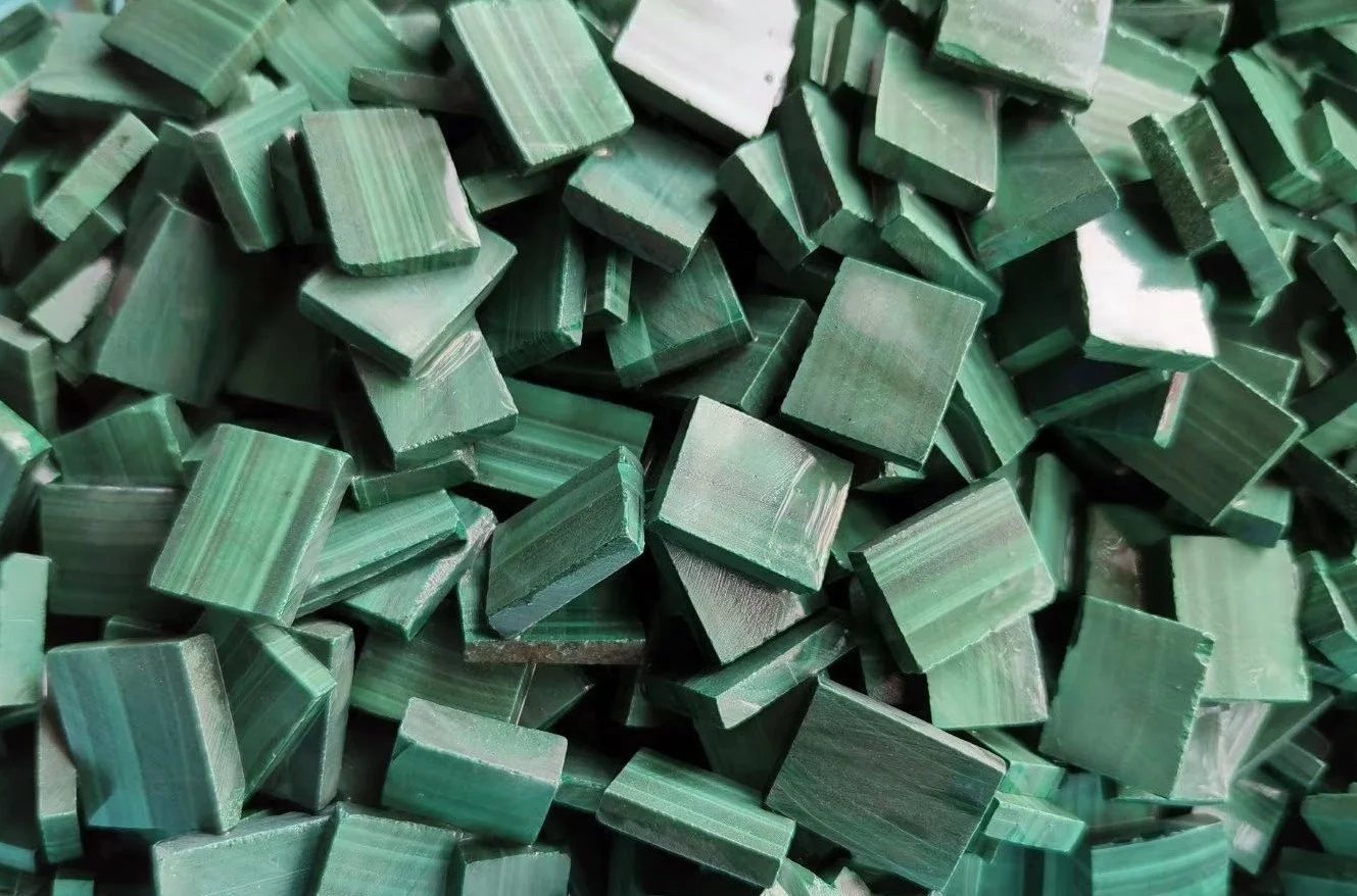 Quality Cabochon 30mm Round Round shape Flat Back Gemstone Cabochon Natural Malachite Cabochons