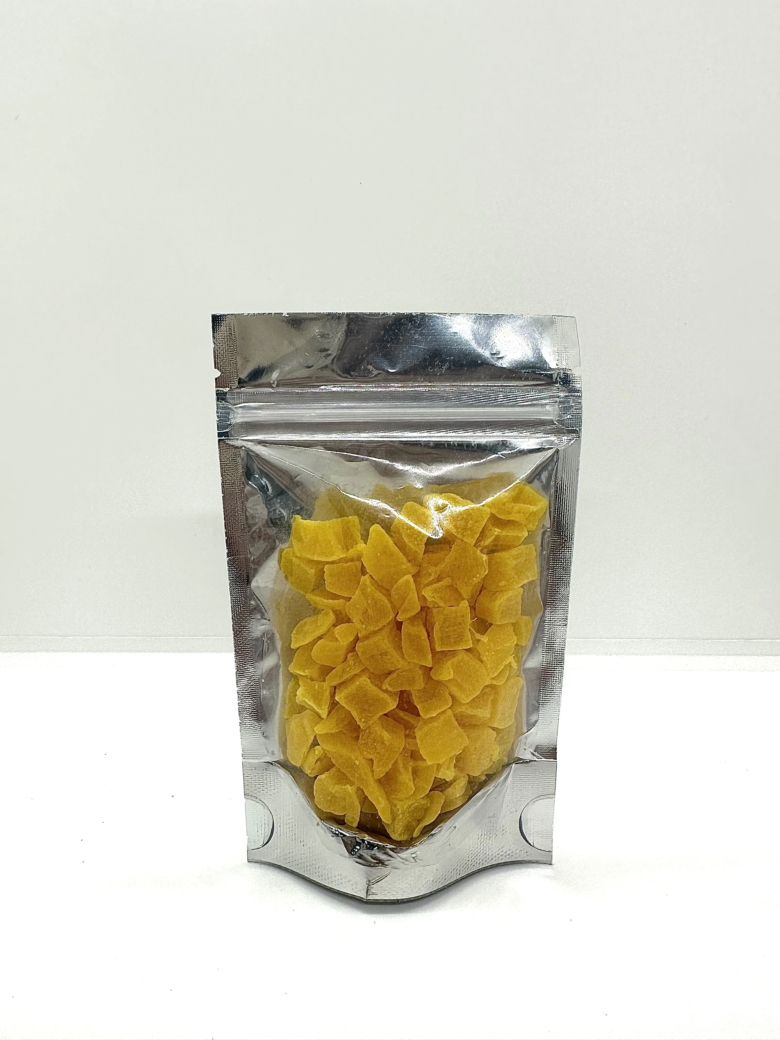 Dried fruits factory dried mango dice shape size 8-10 mm high quality dehydrated mango natural