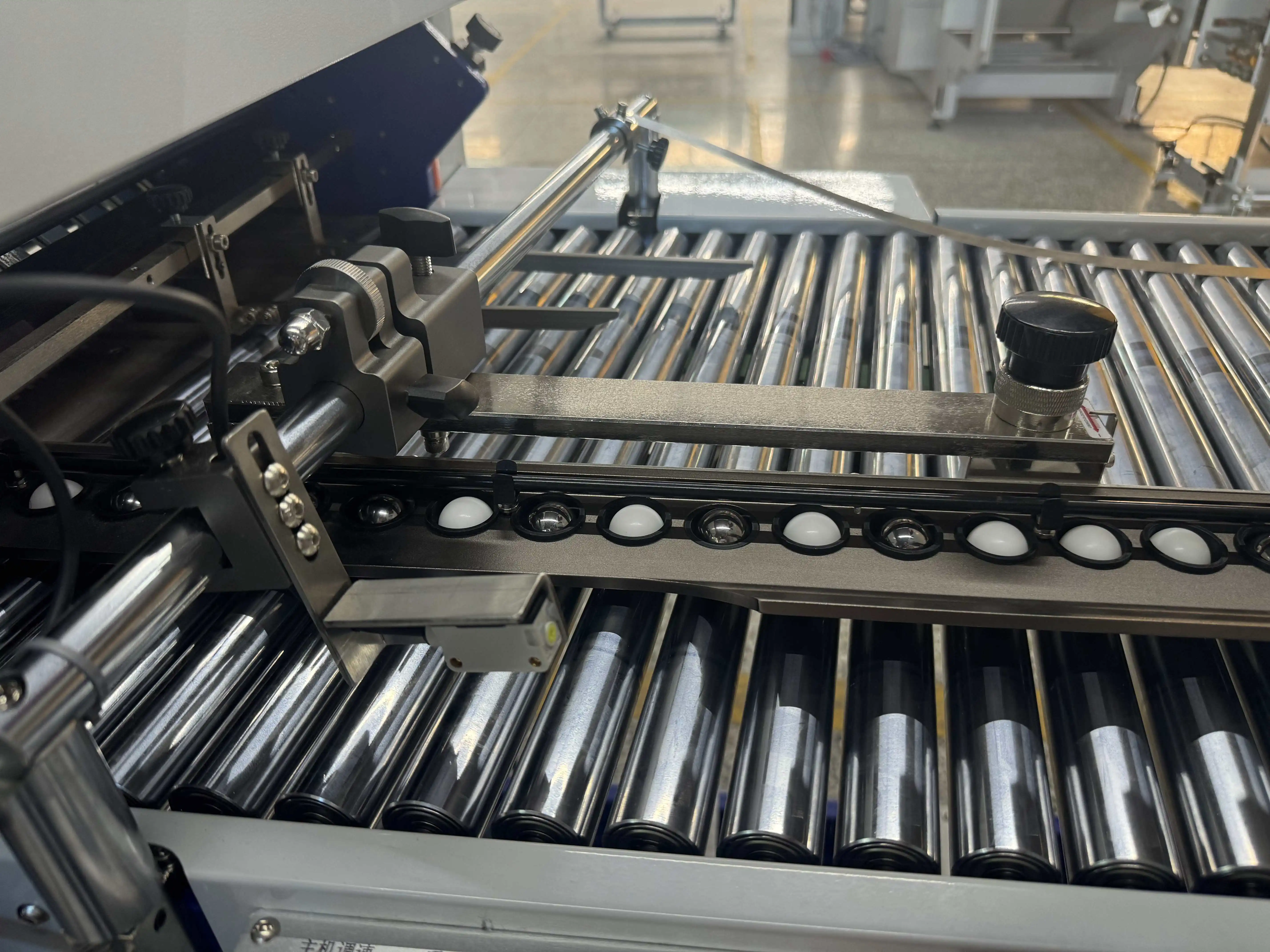 Industrial Wide Format Paper Folding Machine With Flat Pile Feeder With Cross Folder For Brochure Instruction Manual Booklet