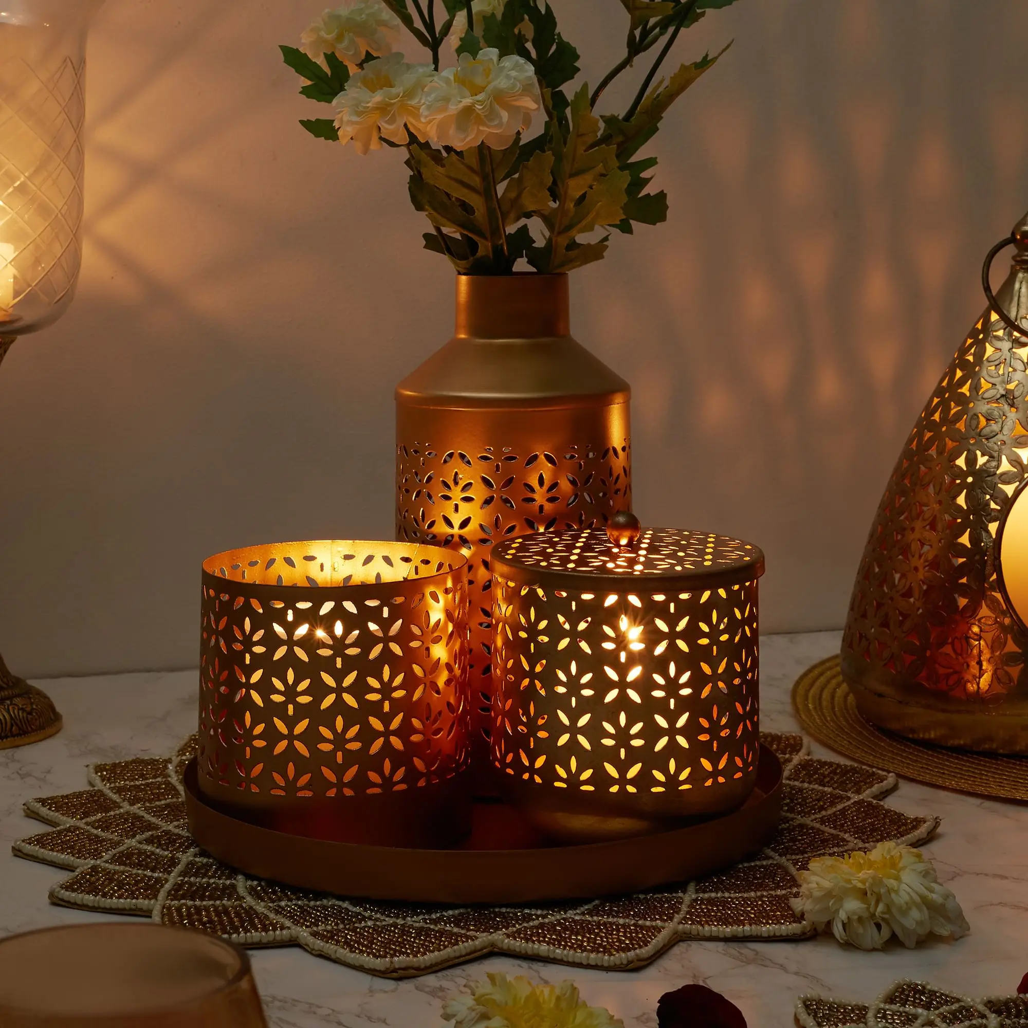 Hot Selling Penumbra Metal Decor Gift Set in Gold Color