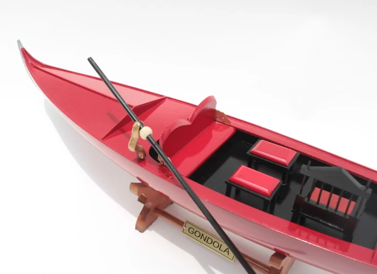 GONDOLA RED PAINTED WOODEN MODEL SHIP -  HIGH QUALITY WOOD SHIP MODEL - HANDICRAFT MODEL FOR NAUTICAL DECOR AT HOME/BUSSINESS