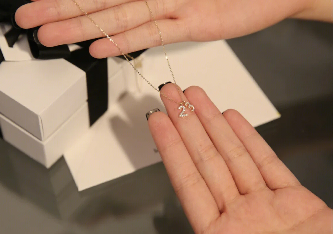 Personality simple 925 sterling silver plated 18K gold diamond number 23 pendant necklace clavicle chain