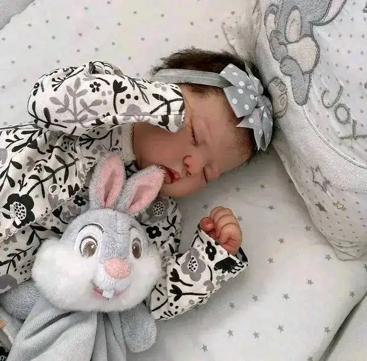 Reborn Baby Dolls Sunny - 17Inch Cute Soft Vinyl Realistic Baby Doll Smiling Real Life Baby Dolls with Complete