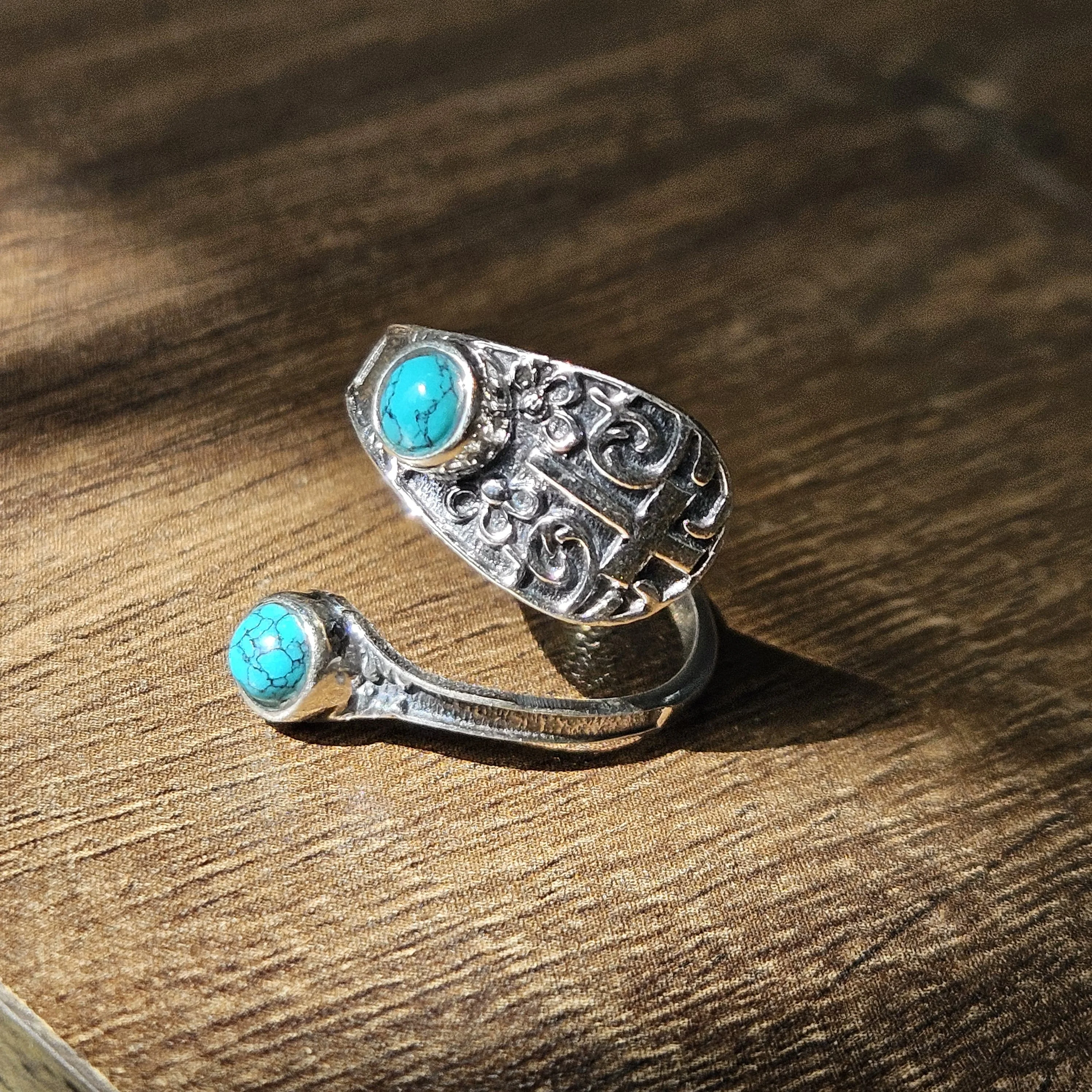 Cross Adjustable turquoise silver ring light weight silver ring new trendy design