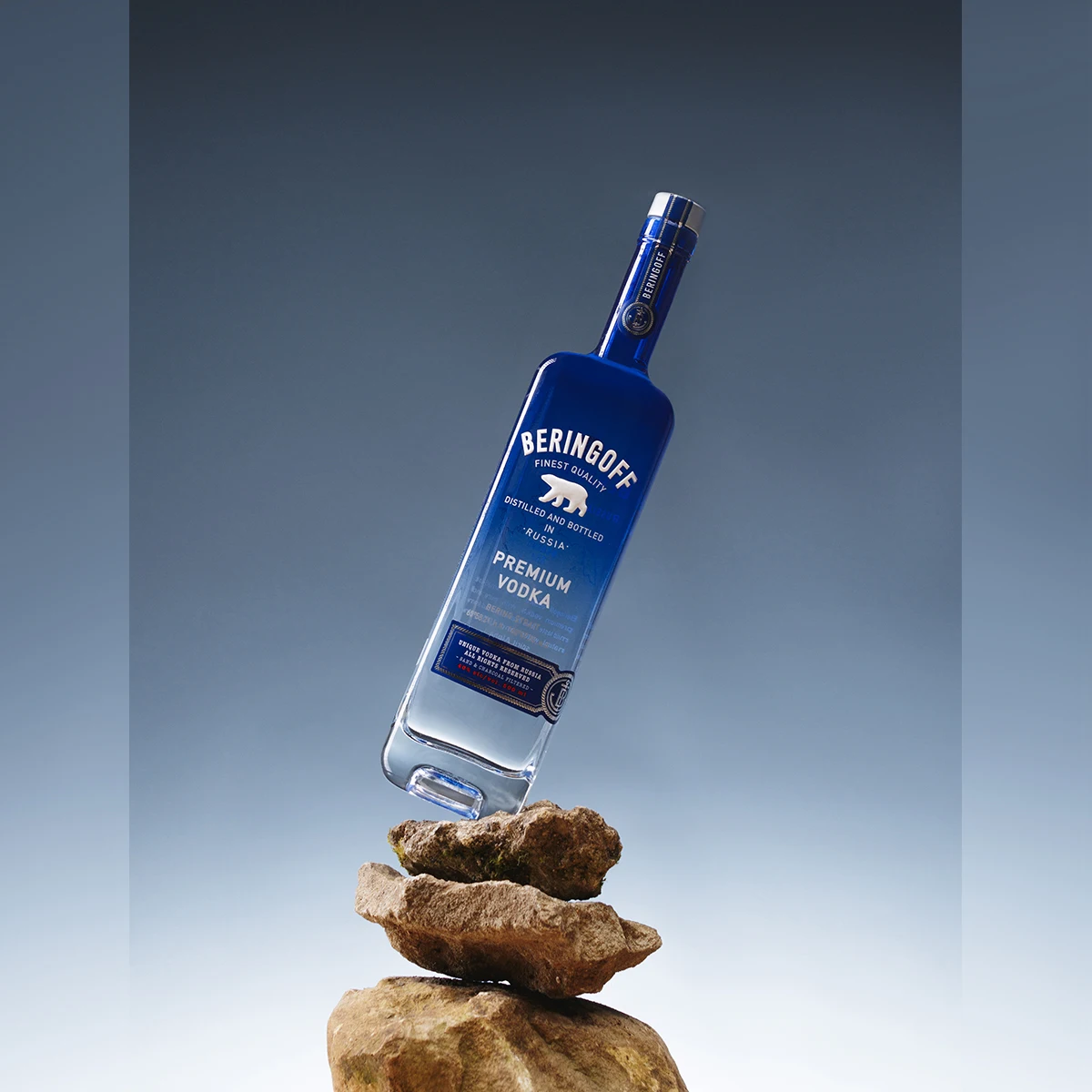 100 % Natural ingredients 750 ml 40% certified silver and charcoal filtered Beringoff premium vodka in glass bottle for drinking