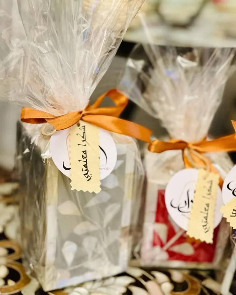 Eye-catching Arabian Islamic mother of pearl inlay incense burner arabic oud bakhoor wholesale incense burner arab in India