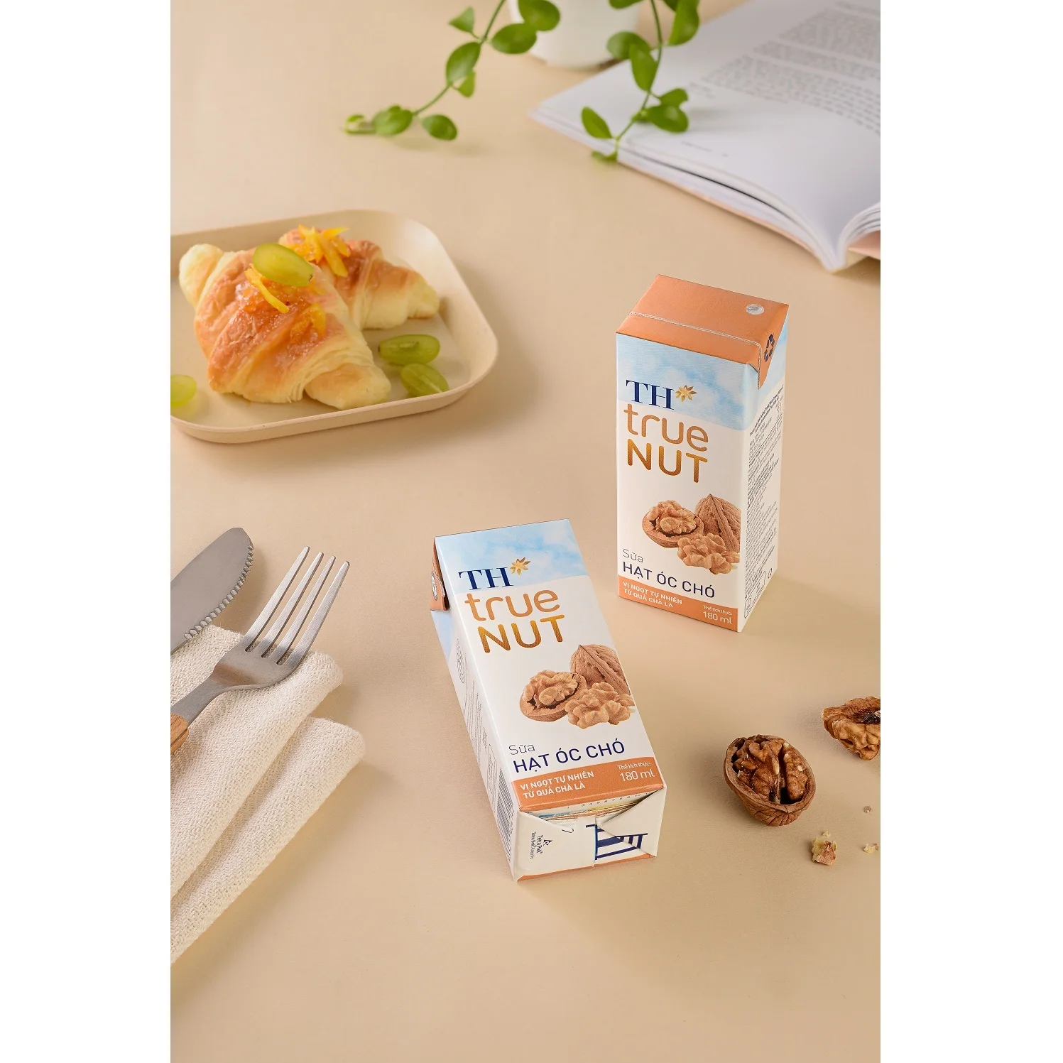 Ореховое молоко TH true NUT 180 мл смешанные молочные продукты стерилизованное обработанное высококачественное АРОМАТИЗИРОВАННОЕ МОЛОКО