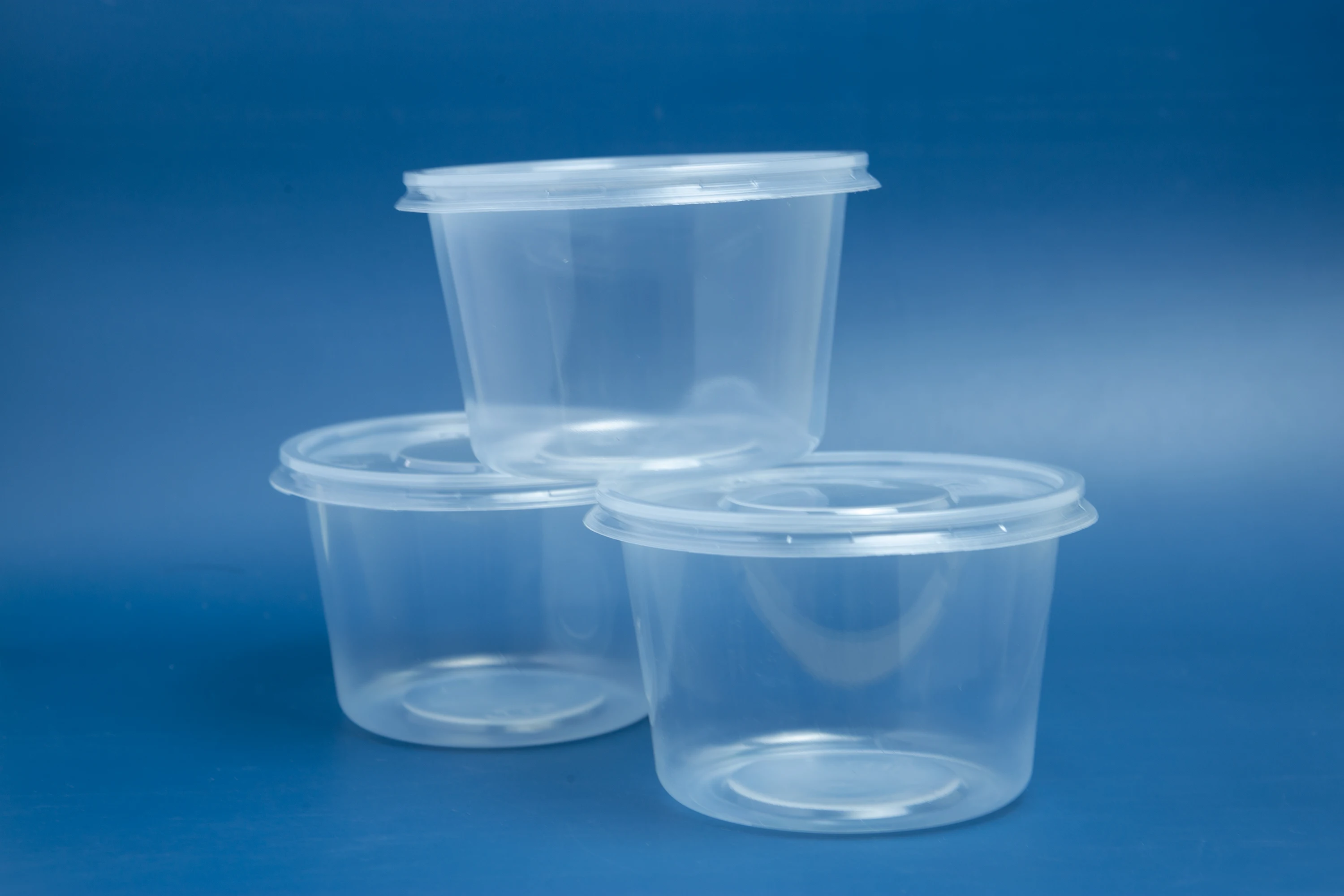 Лидер продаж одноразовая круглая пластиковая коробка для еды/фруктов/салата с крышкой индивидуальным логотипом прозрачный пластик