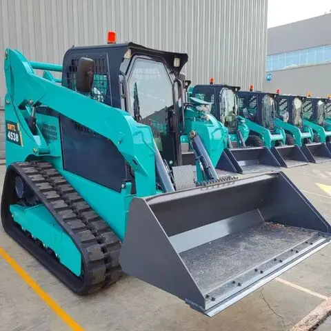 Новый гусеничный погрузчик Bobcat T450