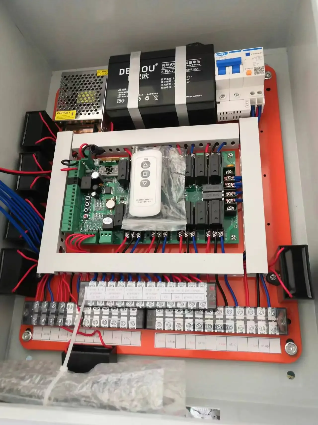 304 Stainless Steel Hydraulic Parking Barrier Residential Traffic Permanent Bollard Door Control Security Equipment by Shenzhen