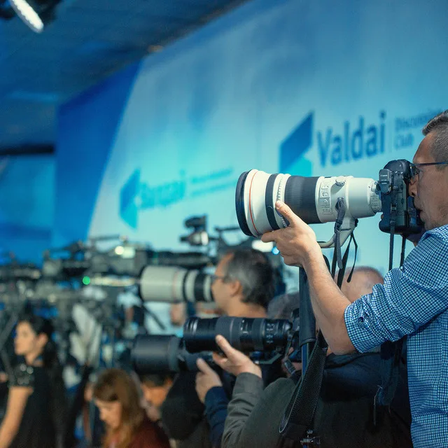 Cool photographer and videographer on a business tour a bright event in Russia, the best price