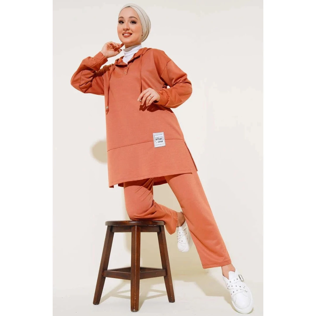 Женский зимний мусульманский костюм