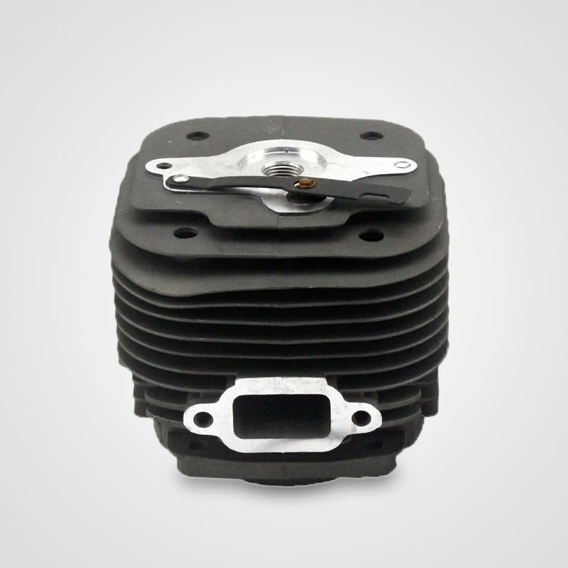 Chinese supplier gasoline chainsaw spare parts cylinder and piston for sales