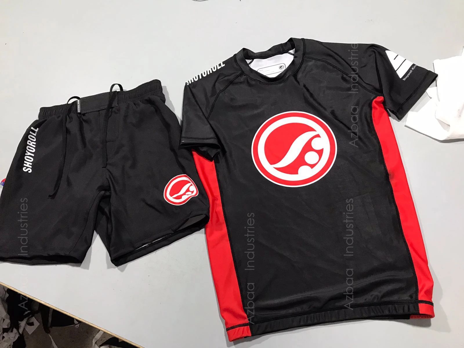 Muay Thai BJJ wear Custom design red and black color jiu jitsu Shoyoroll rashguard