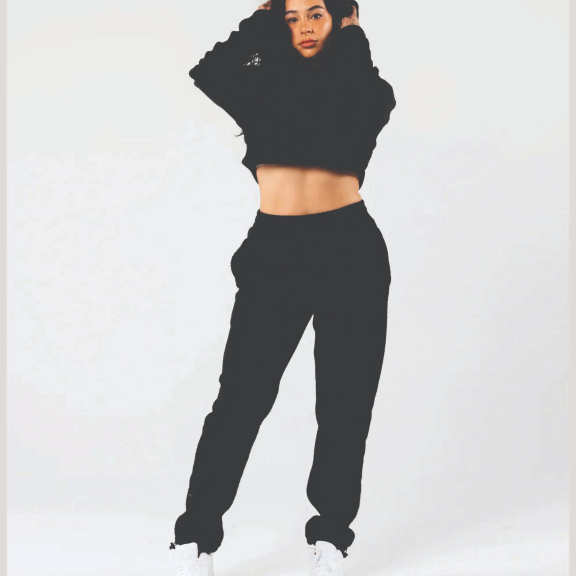 Женские укороченные топы с высокой талией, пуловеры, толстовки с длинным рукавом, со шнурком, спортивные штаны, костюм-милая спортивная одежда, комплект из 2 предметов, легкий вязаный костюм